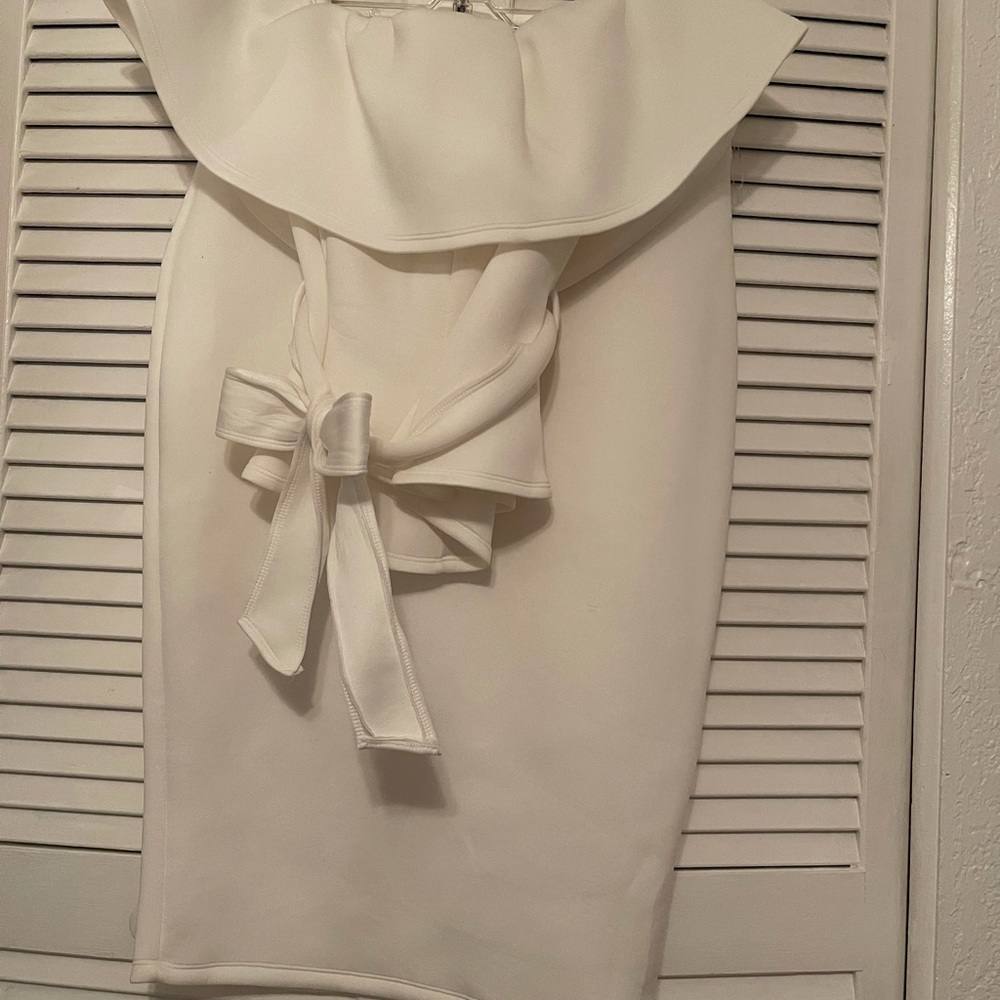 Women two pcs skirt set